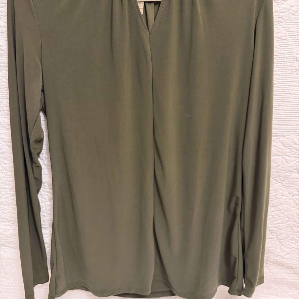 Chic Olive Green Blouse for Women
